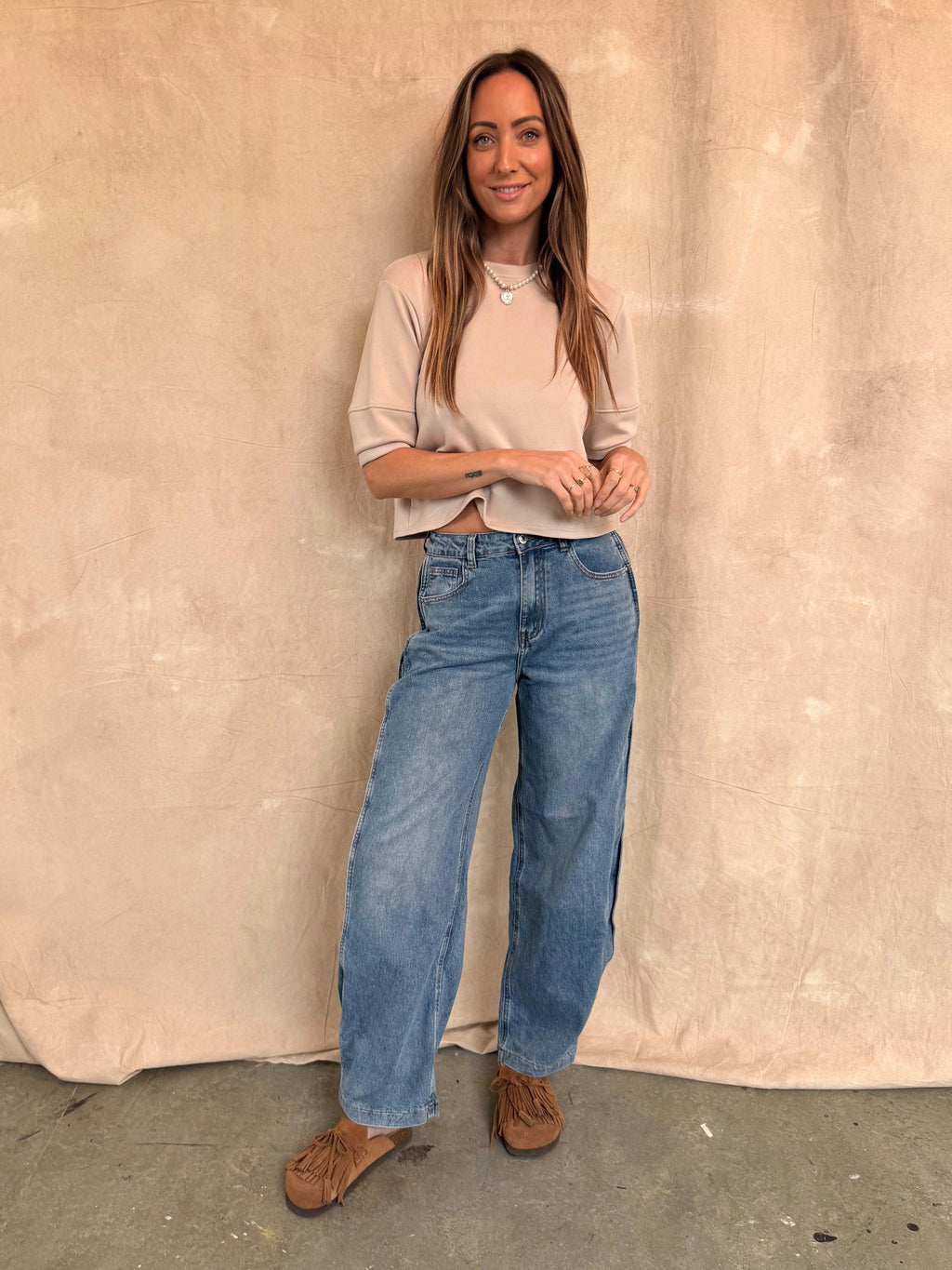 1️⃣ Jordy top dames viscose polyester
2️⃣ Comfortabele dames top onesize XS L
3️⃣ Jordy top zachte kwaliteit dames
4️⃣ Jordy top gecombineerd met jeans
