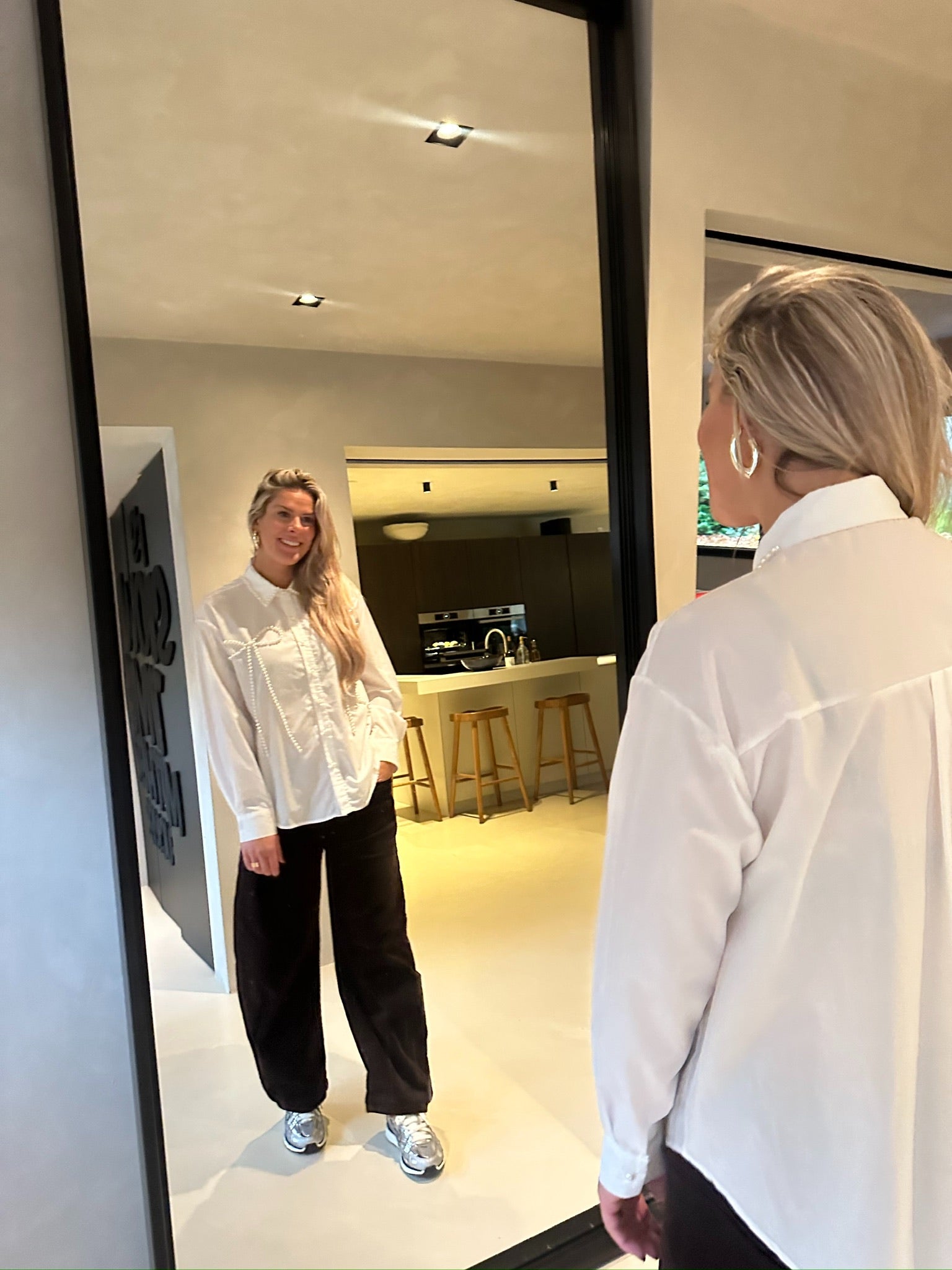 Pearl blouse – Blouse met parel strik | Onesize dames blouse