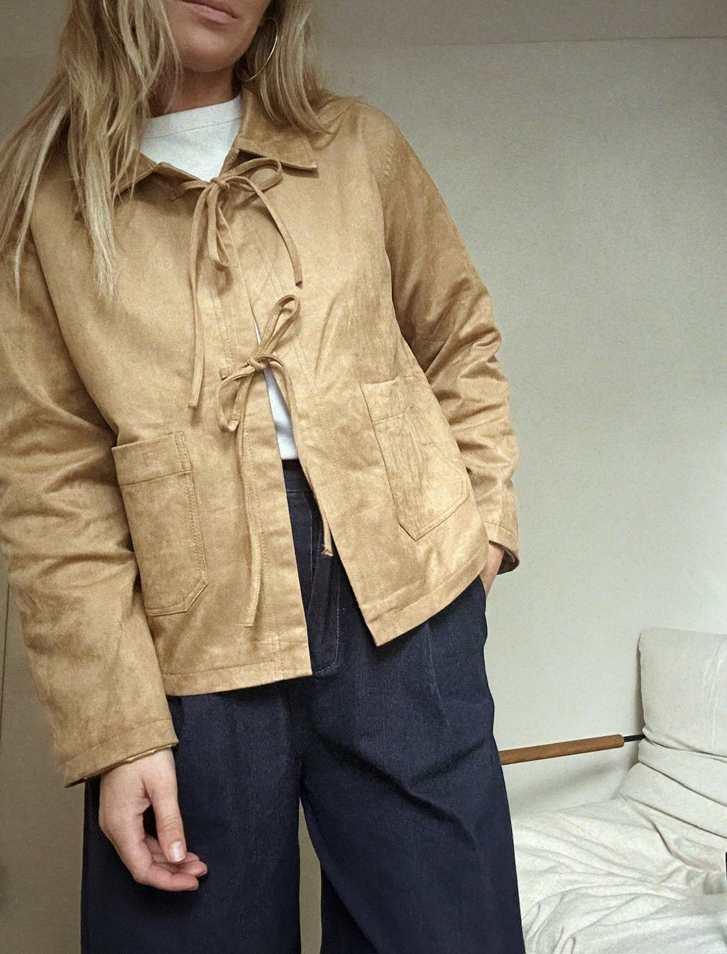 Suzy suede jacket – Camel onesize strikjack