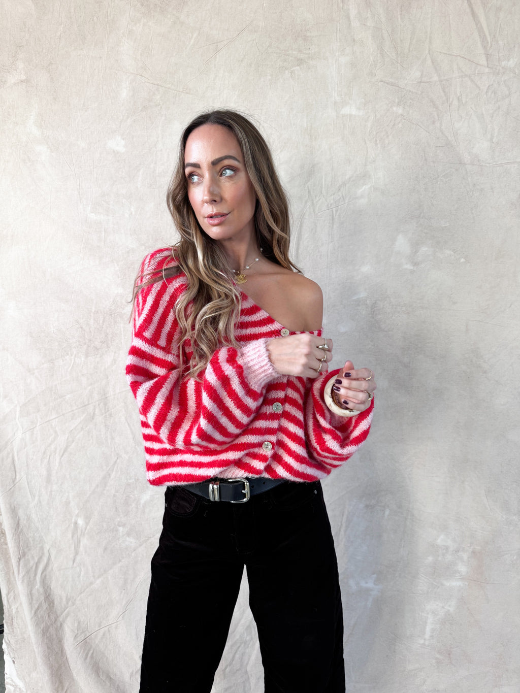 Sherry cardigan roze/rood – Zacht gestreept dames vest | Onesize XS–XL