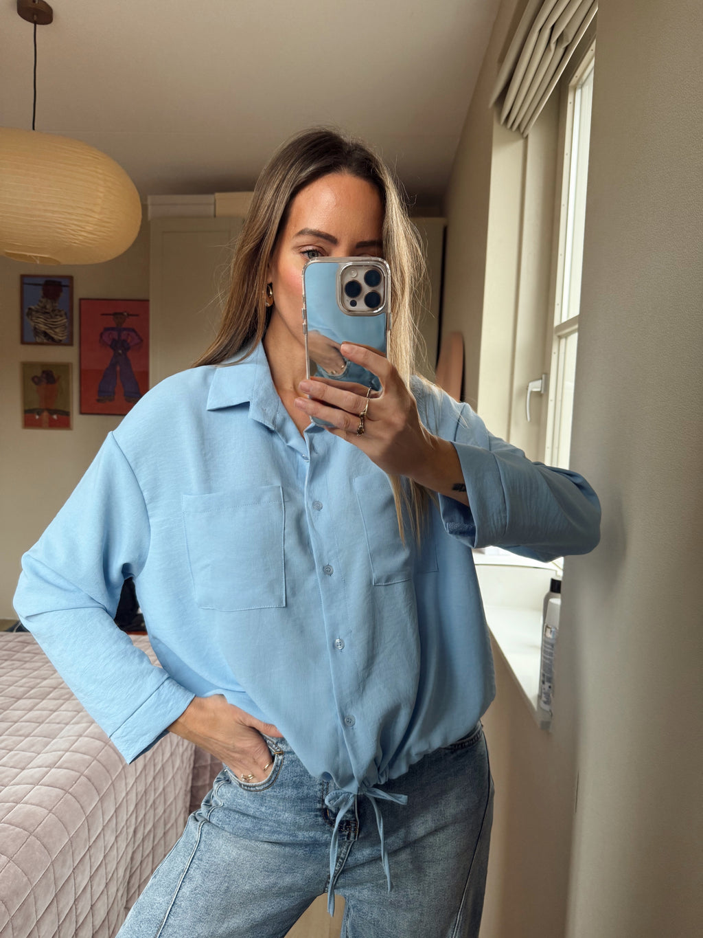 1️⃣ Francy blouse dames
2️⃣ Soepel vallende blouse met koordjes
3️⃣ Frisse dames blouse S M
4️⃣ Francy blouse gecombineerd met jeans