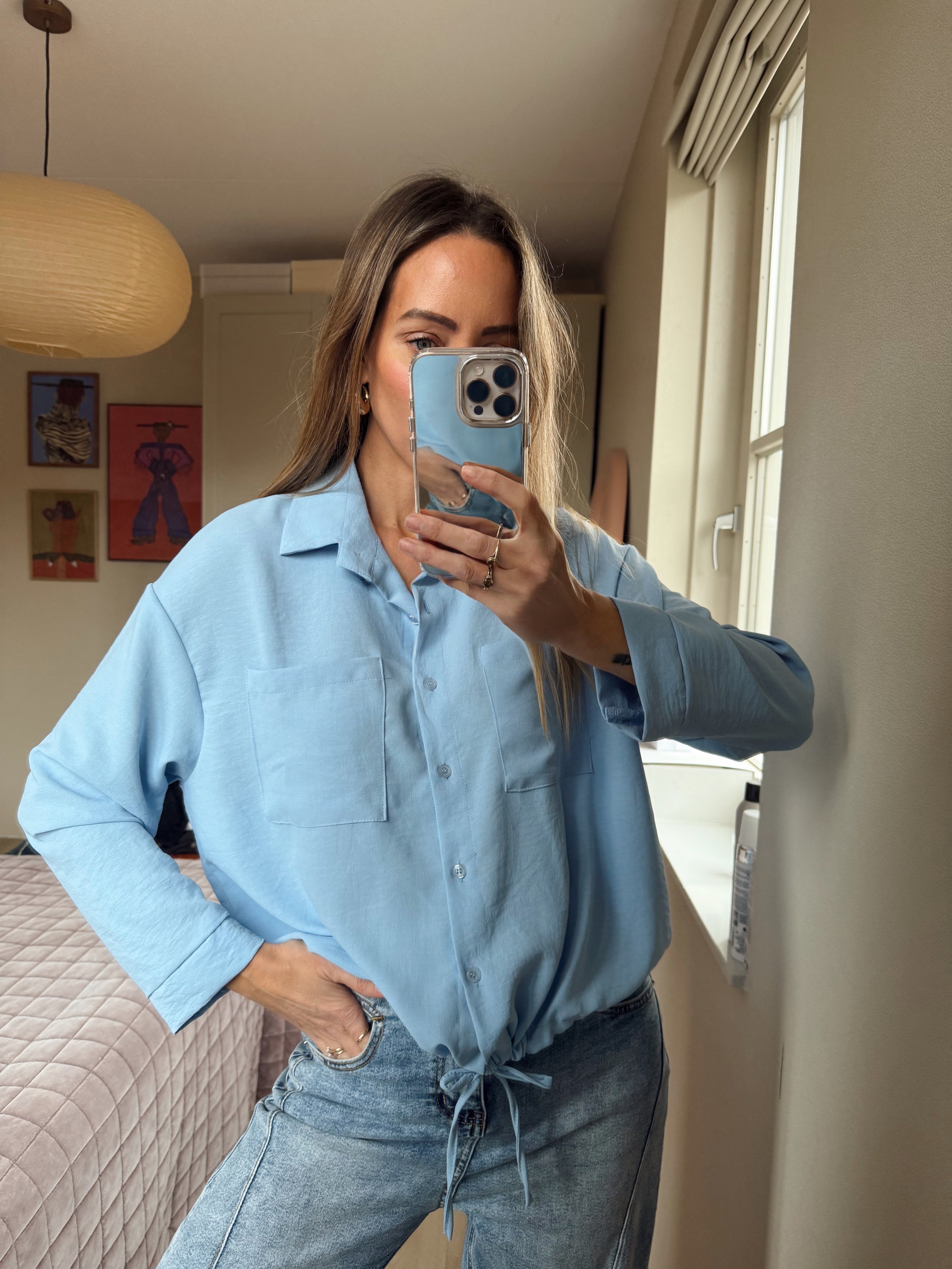 1️⃣ Francy blouse dames
2️⃣ Soepel vallende blouse met koordjes
3️⃣ Frisse dames blouse S M
4️⃣ Francy blouse gecombineerd met jeans