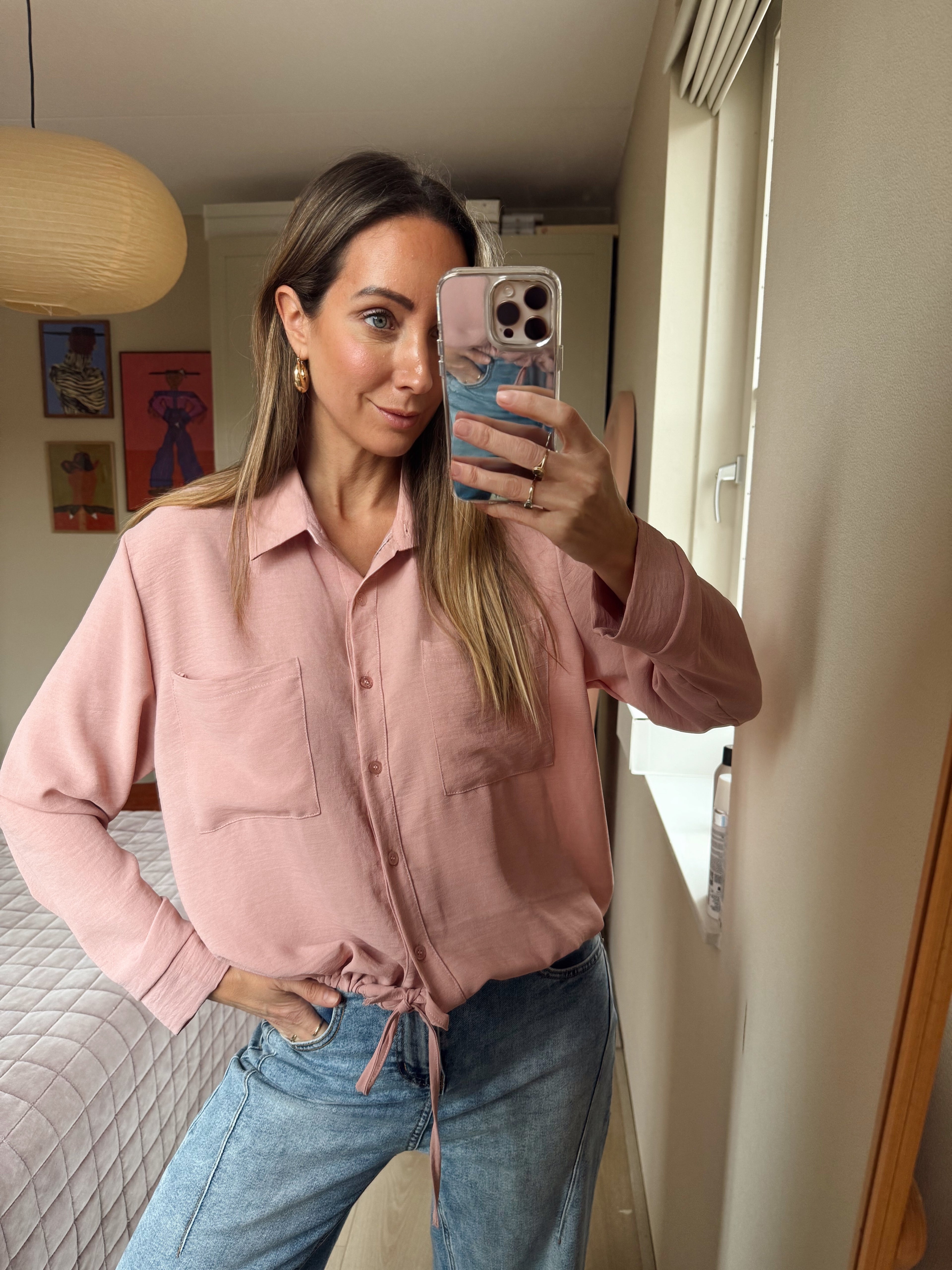 1️⃣ Francy blouse dames
2️⃣ Soepel vallende blouse met koordjes
3️⃣ Frisse dames blouse S M
4️⃣ Francy blouse gecombineerd met jeans