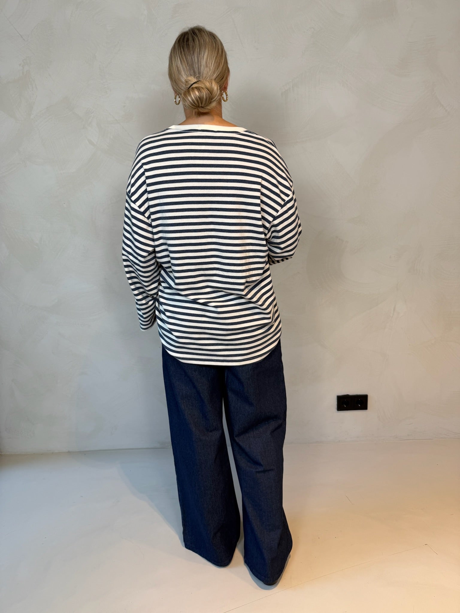 Anna striped longsleeve – Blauw wit streep – Oversized soft top