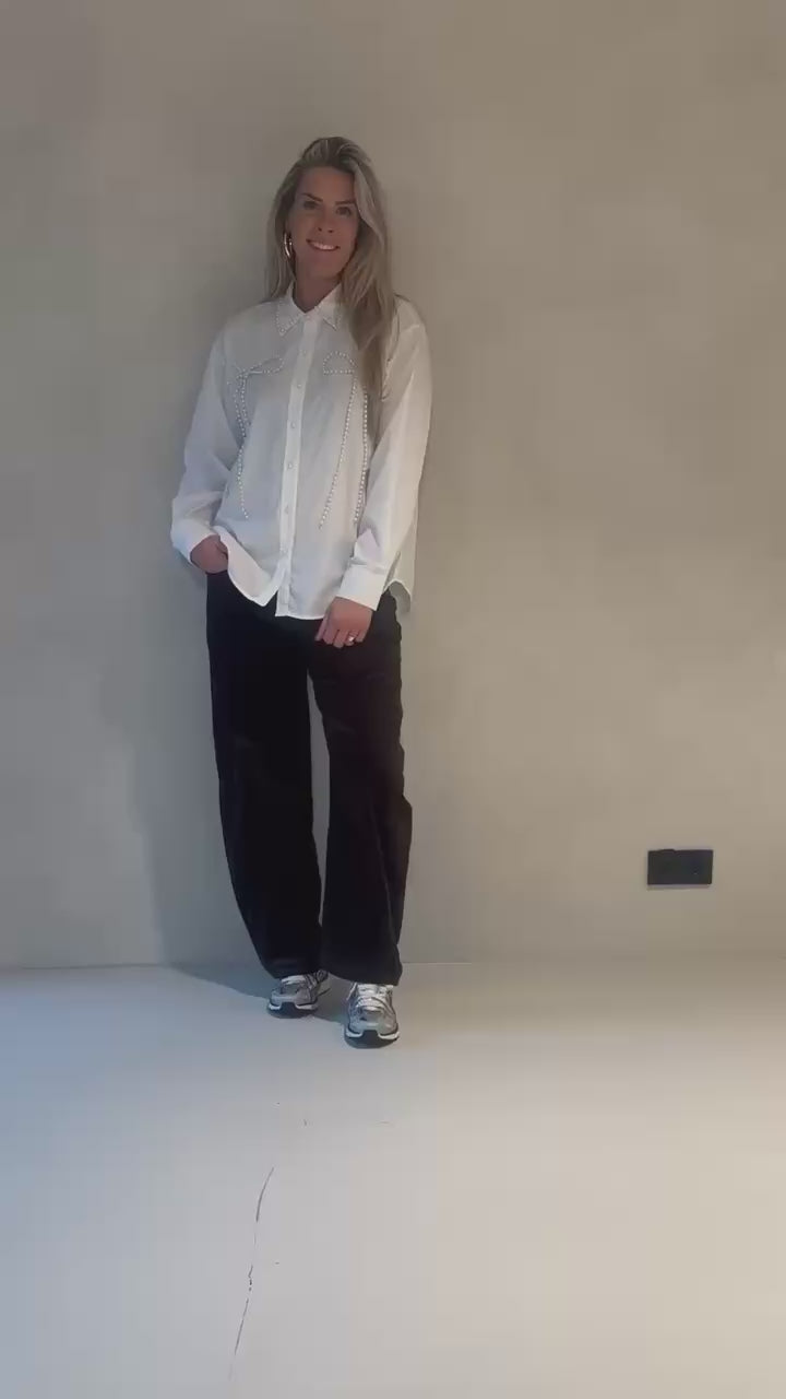 Pearl blouse – Blouse met parel strik | Onesize dames blouse