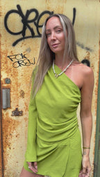 Ozzy off shoulder top matcha – Soepel vallende dames top